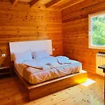 Bujtina Dini 3*