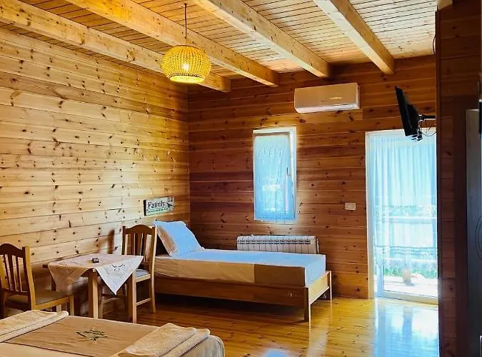 Bujtina Dini 3* Rubik